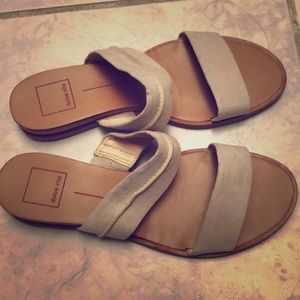 SALE🦄Dolce Vita Slip-on Sandals